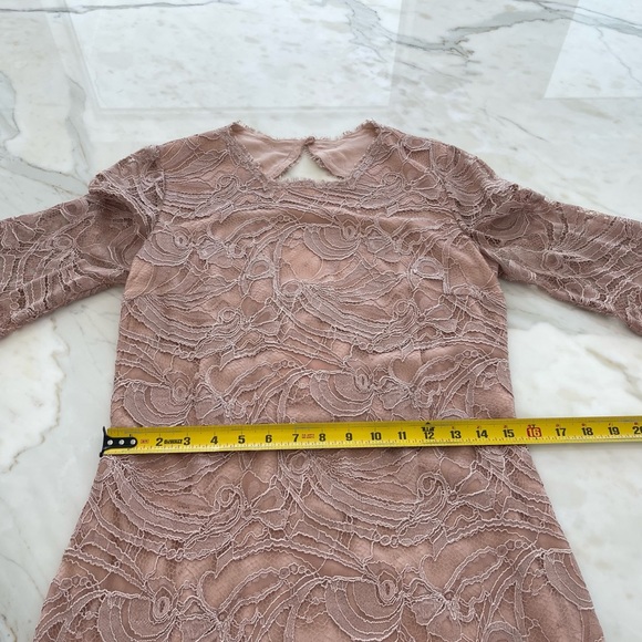 EMILIO PUCCI STUNNING NUDE LACE DRESS 26RL35 SIZE IT 44 / US 10 NWTS! - Picture 9 of 17